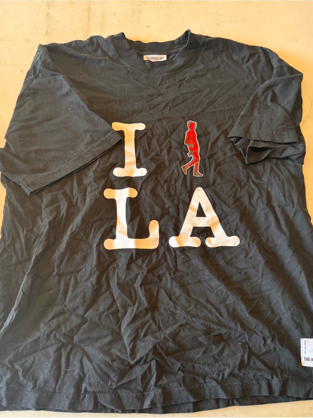 Black 'I LA' Graphic Tee with Red Accent